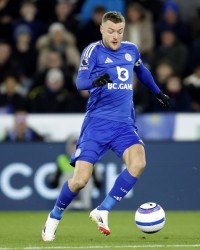 邮报：38岁瓦尔迪进入那不勒斯引援候选名单