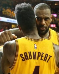 乐鱼官方网站-香珀特：詹姆斯抱团毁了NBA 库里不是历史超巨