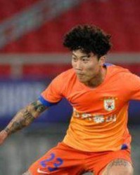 乐鱼官方-【中超】谢文能双响黄政宇乌龙 浙江3比3战平泰山