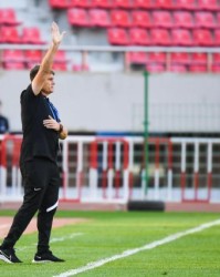 乐鱼官方-三镇主帅首度畅谈争冠：到赛季尾声为更重目标而战